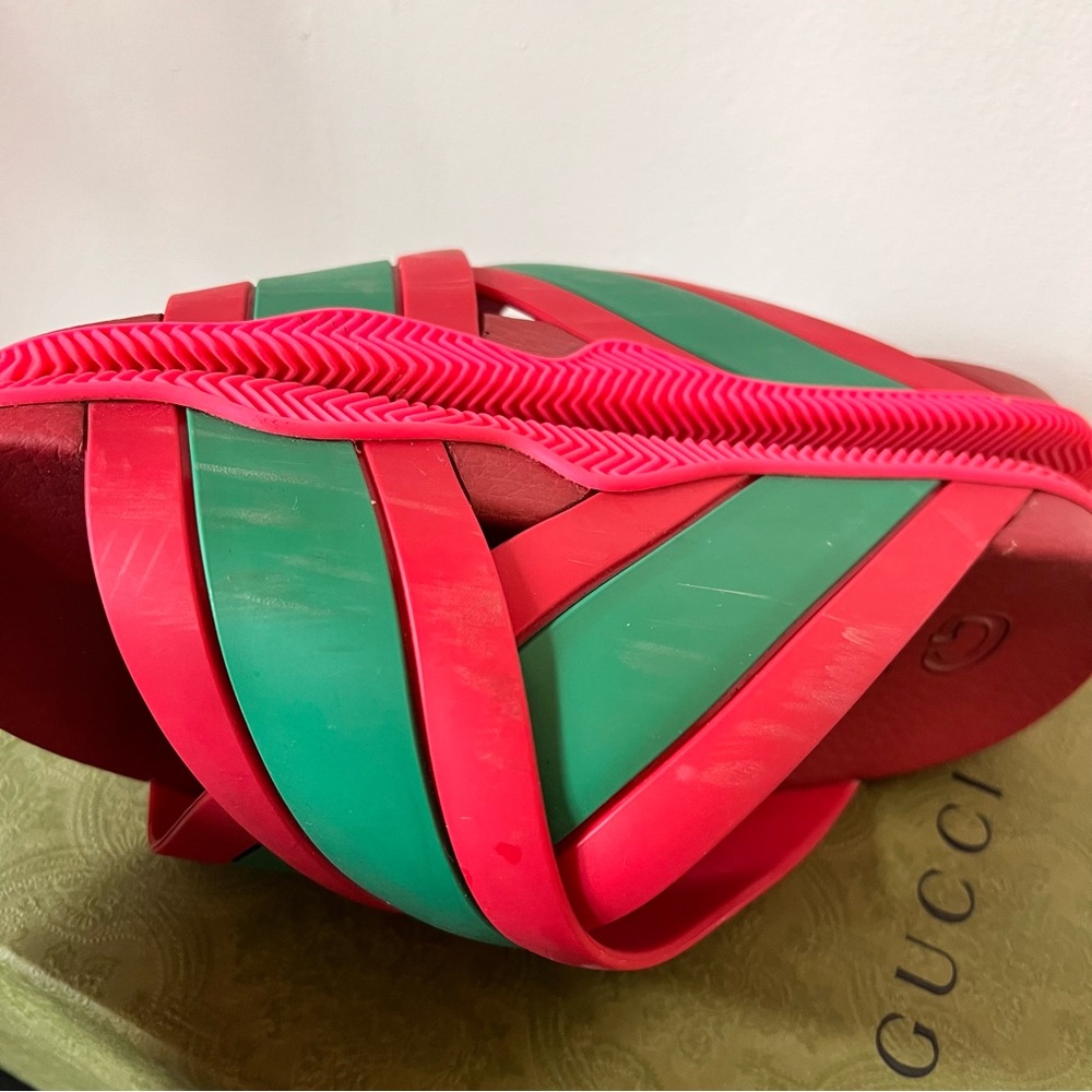 Gucci Women’s Criss Cross Red and Green Slide Sandals 39 - Picture 7 of 10